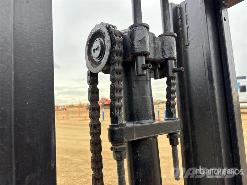 Toyota Pneumatic Tire Forklift Targoncák-Egyéb