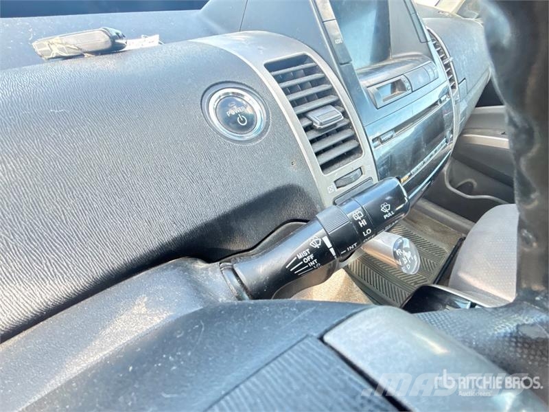 Toyota Prius Hybrid Automobile Автомобілі