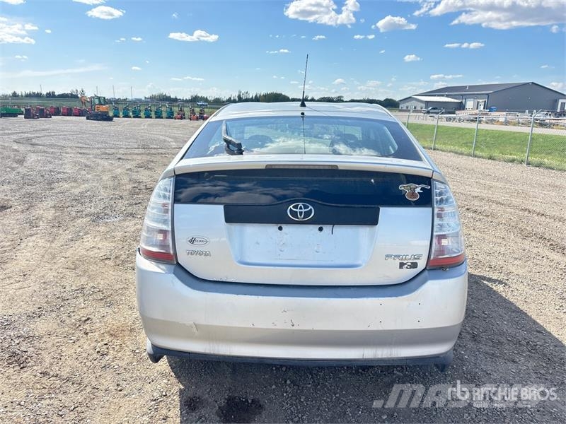 Toyota Prius Hybrid Automobile Автомобілі