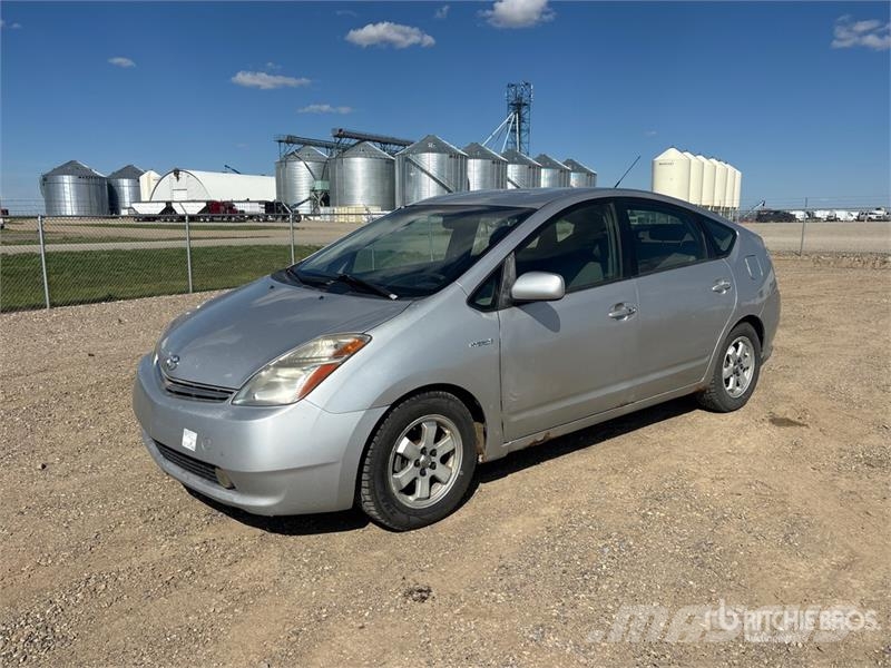 Toyota Prius Hybrid Automobile Автомобілі