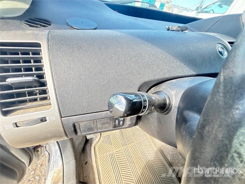 Toyota Prius Hybrid Automobile Автомобілі