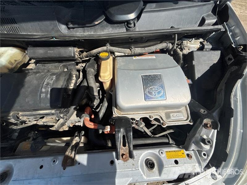 Toyota Prius Hybrid Automobile Автомобілі