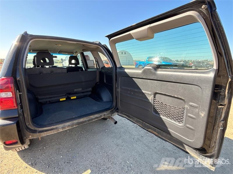 Toyota RAV4 4WD SUV Automašīnas