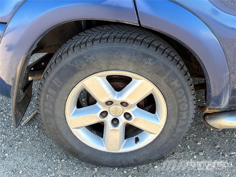 Toyota RAV4 4WD SUV Kistehergépjárművek