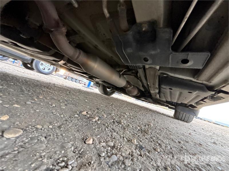 Toyota Sienna AWD Minivan Kistehergépjárművek