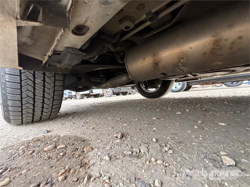 Toyota Sienna AWD Minivan Kistehergépjárművek