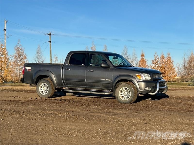 Toyota Tundra 4x4 Crew Cab Pickup Furgoni altro