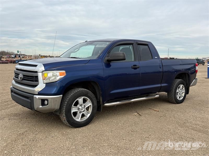 Toyota Tundra SR 4x4 Crew Cab Pickup Інше