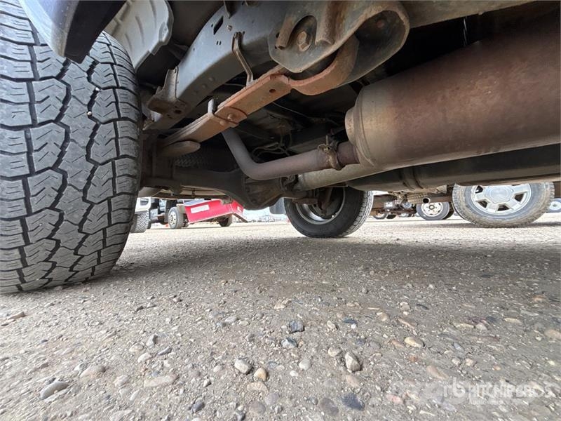 Toyota Tundra SR 4x4 Crew Cab Pickup Інше