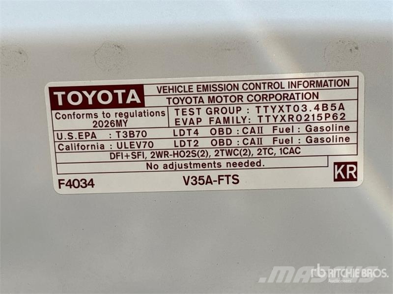 Toyota Tundra TRD Off-Road 4x4 Crew Cab Pickup Інше