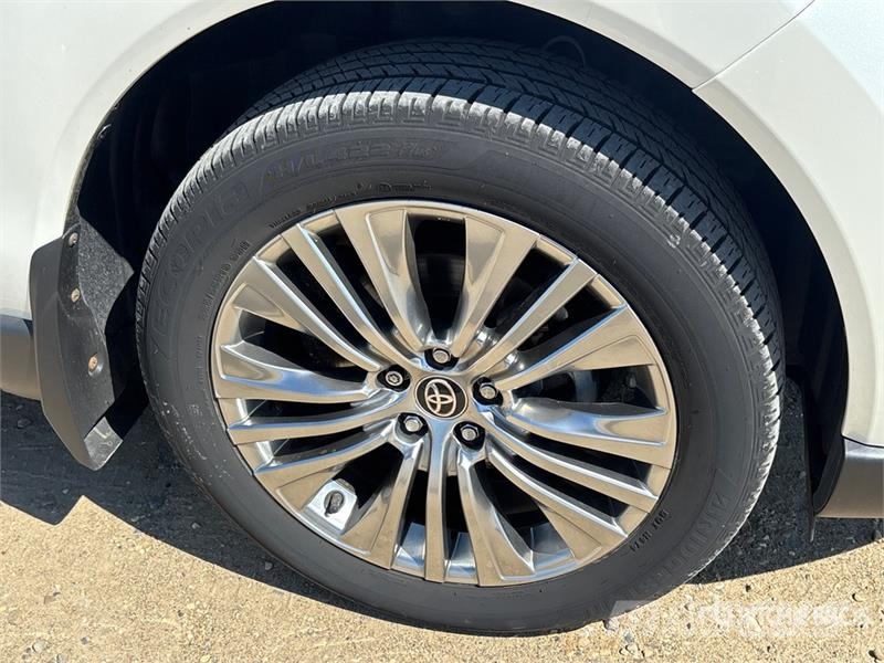 Toyota Venza Hybrid SUV Auto