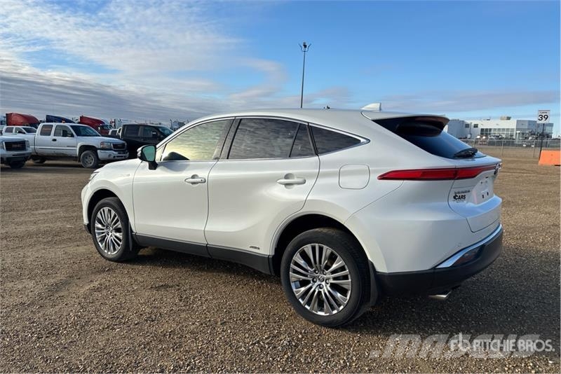 Toyota Venza Limited 4WD Hybrid SUV Automobili