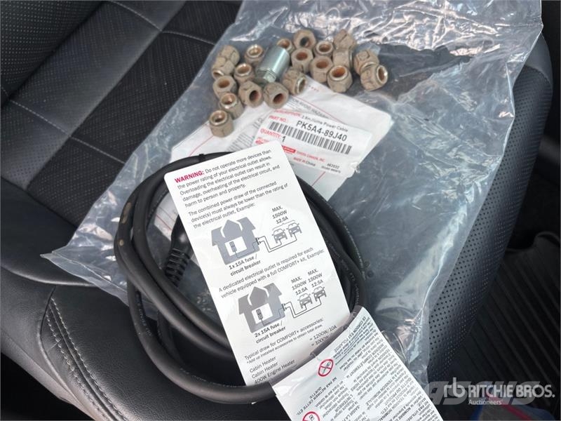 Toyota Venza Limited 4WD Hybrid SUV Voiture