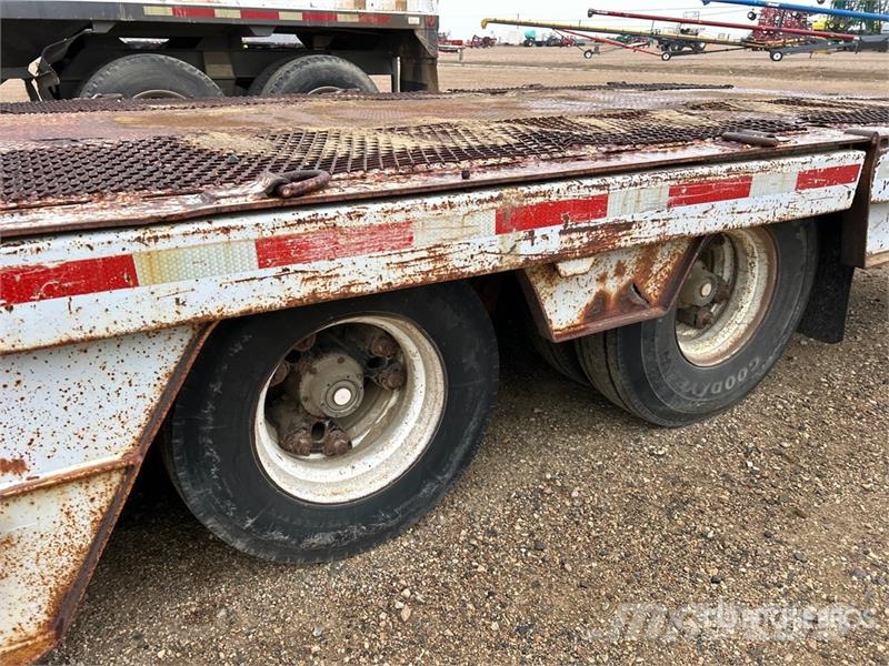 Trail King 48 ft T/A Hydraulic Tail Trailer Blokvogn