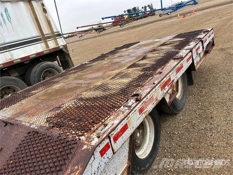 Trail King 48 ft T/A Hydraulic Tail Trailer Blokvogn