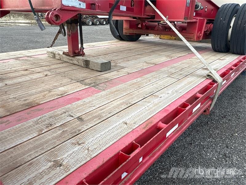 Trail King TK100ES Tri/A 55 Ton Trombone-Low Profile Step Dec 平板拖车