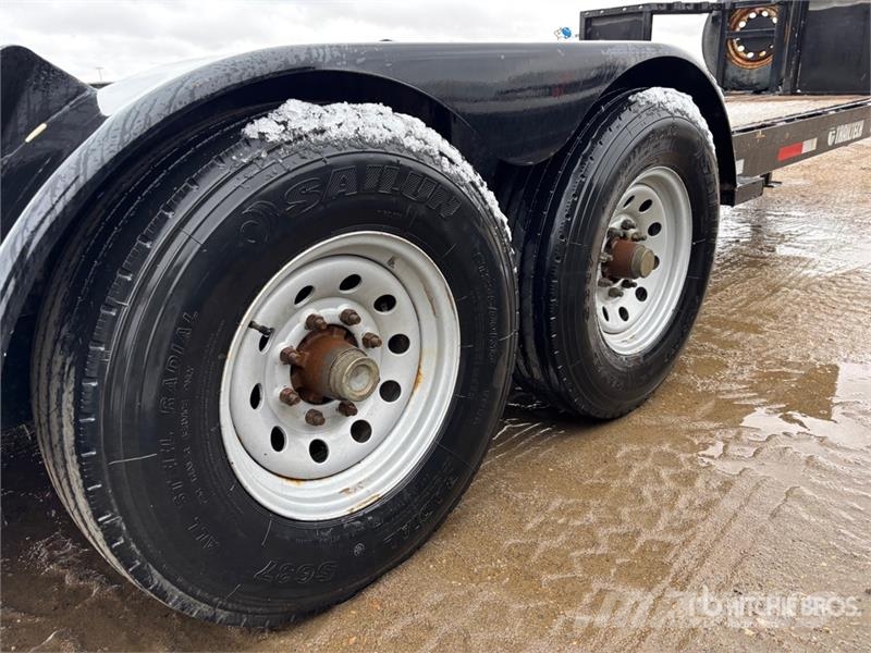 Trailtech 19 ft T/A Equipment Trailer Прицепы-Автовозы