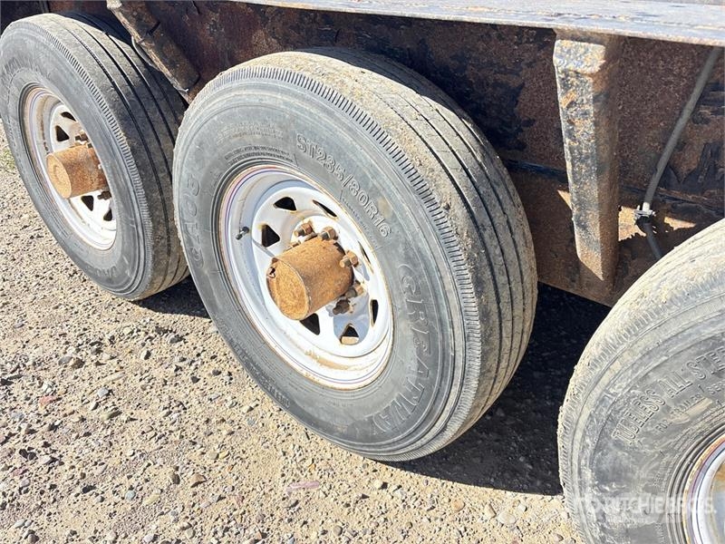 Trailtech 23 ft Tri/A Tilt Deck Trailer Nizki nakladalci