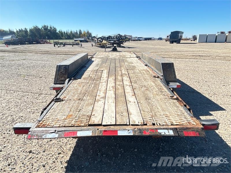 Trailtech 23 ft Tri/A Tilt Deck Trailer Nizki nakladalci