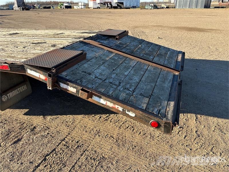 Trailtech 30 ft T/A Equipment Trailer Прицепы-Автовозы