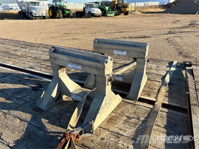 Trailtech 30 ft T/A Equipment Trailer Прицепы-Автовозы