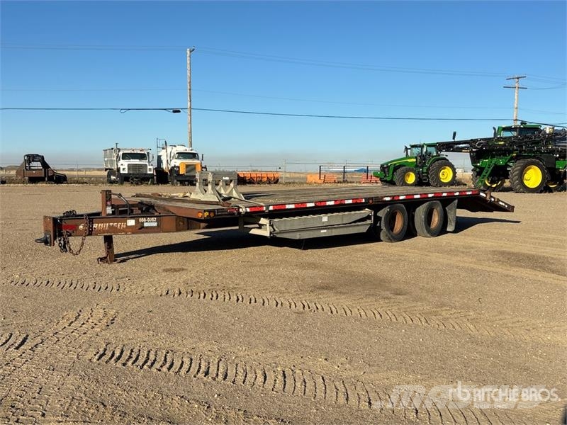 Trailtech 30 ft T/A Equipment Trailer Прицепы-Автовозы