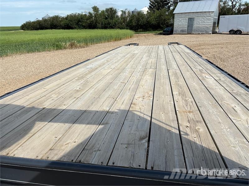 Trailtech 30 ft Tri/A Gooseneck Flatbed Trailer Flatbed/Dropside trailers