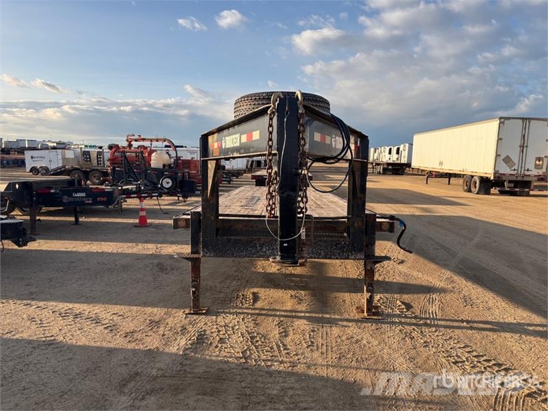 Trailtech 30 ft Tri/A Gooseneck Flatbed Trailer Rimorchi con sponde ribaltabili