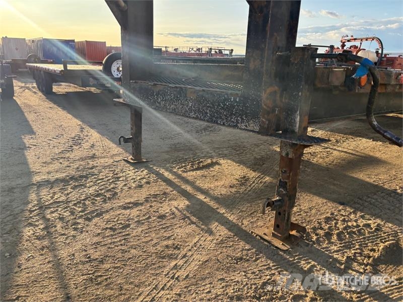 Trailtech 30 ft Tri/A Gooseneck Flatbed Trailer Rimorchi con sponde ribaltabili