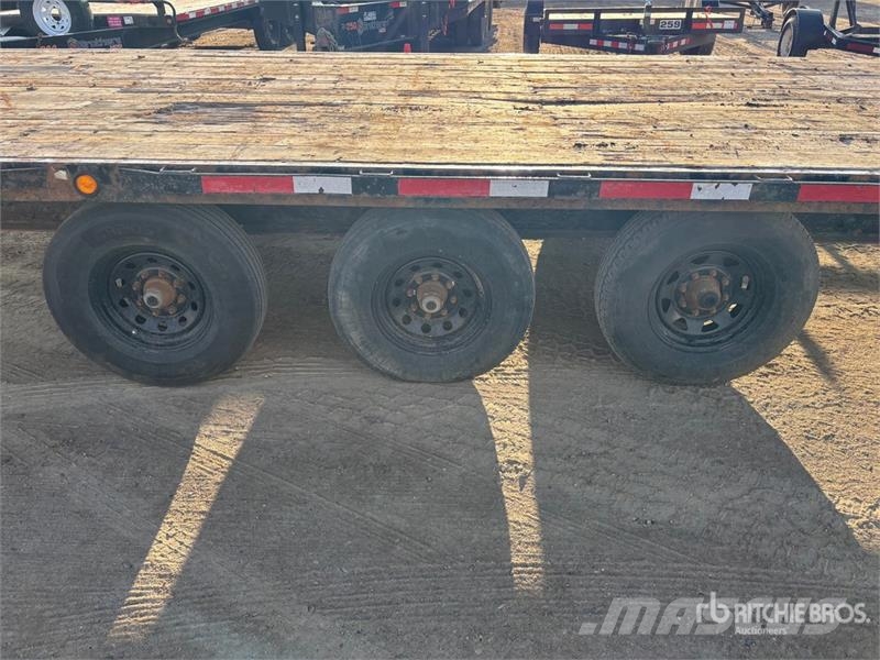 Trailtech 30 ft Tri/A Gooseneck Flatbed Trailer Rimorchi con sponde ribaltabili