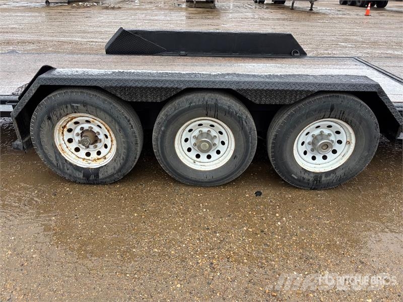 Trailtech L370 25 ft Tri/A Tilt Deck Trailer Caricatore basso