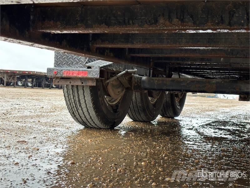 Trailtech L370 25 ft Tri/A Tilt Deck Trailer Caricatore basso