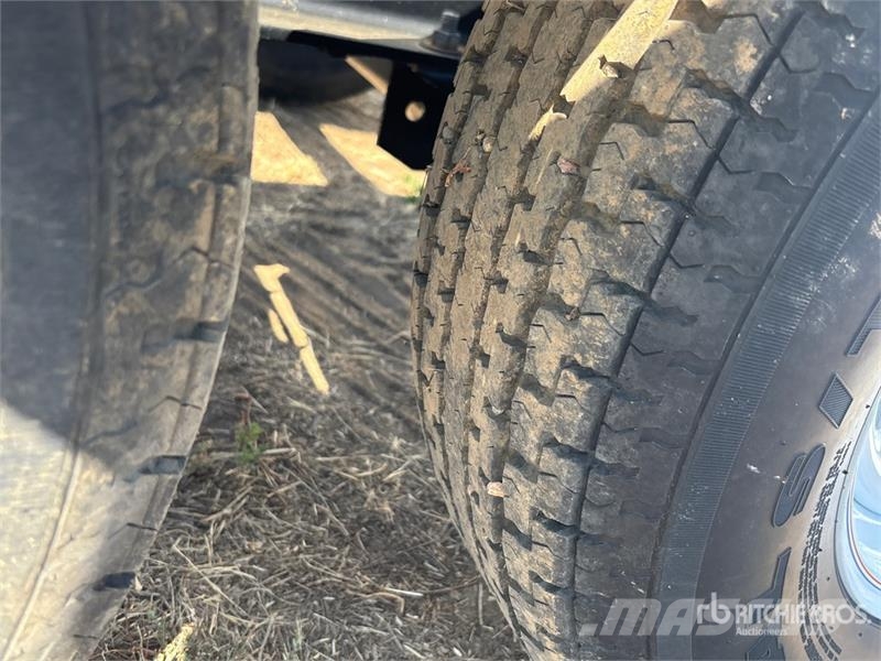 Trailtech ST14000 T/A Windrower Transport Trailer مقطورات أخرى