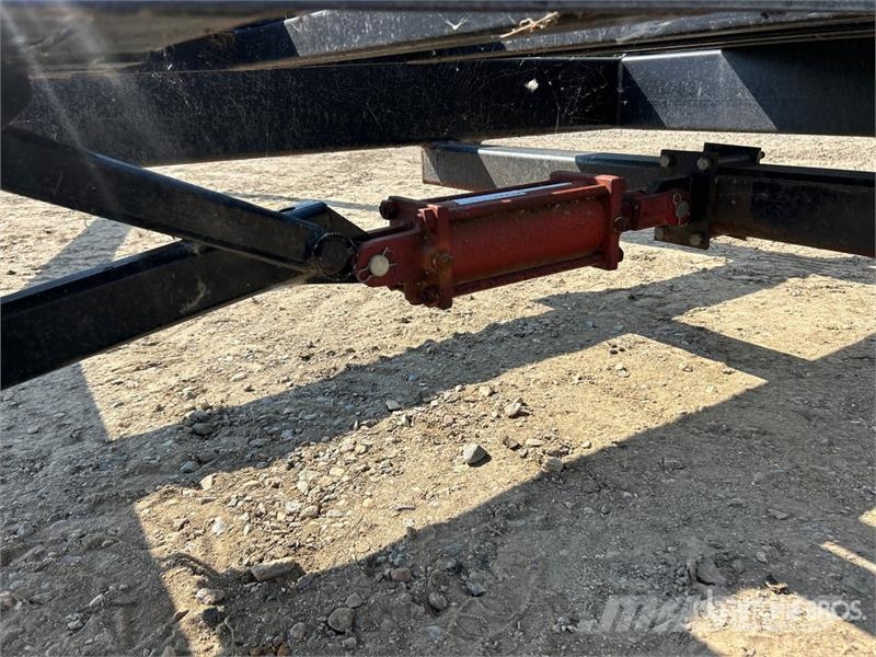 Trailtech ST2000 19 ft T/A Windrower Transport Trailer Overige aanhangers