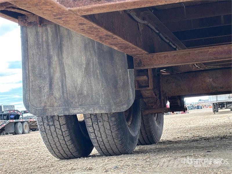 Trailtech TD210 31 ft T/A Equipment Trailer Járműszállító pótkocsik