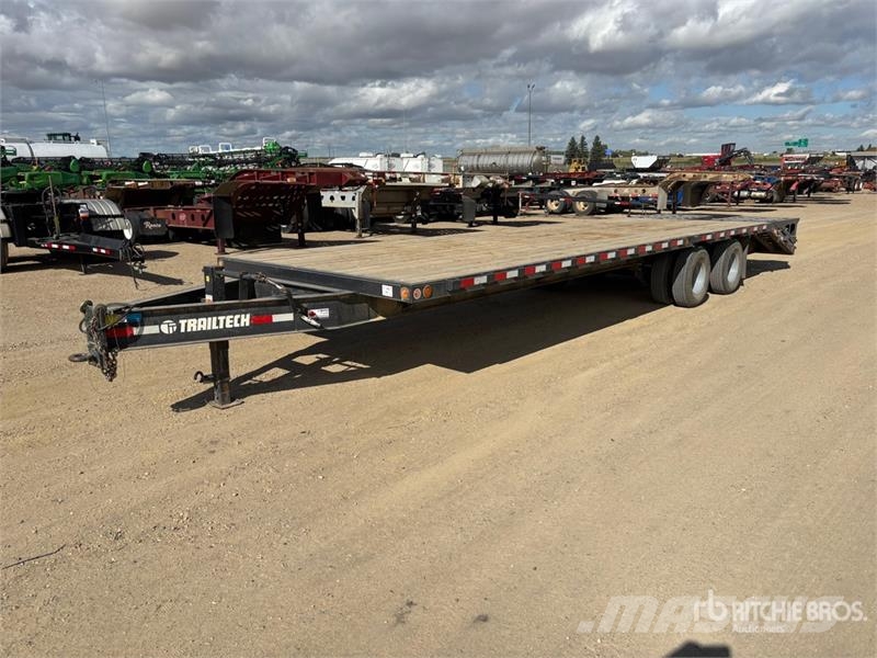 Trailtech TD210PHBTECH 31 ft T/A Equipment Trailer Rimorchio per il trasporto di veicoli