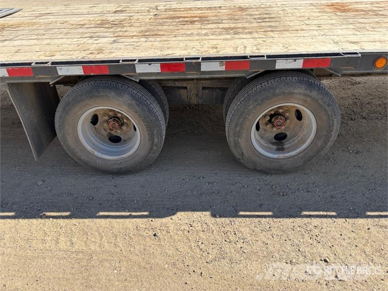 Trailtech TD210PHBTECH 31 ft T/A Equipment Trailer Rimorchio per il trasporto di veicoli