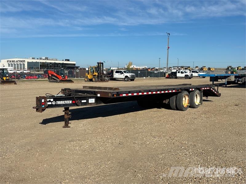 Trailtech TD220 31 ft T/A Flatbed Trailer Lavaperävaunut