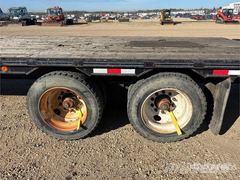 Trailtech TD220 31 ft T/A Flatbed Trailer Lavaperävaunut