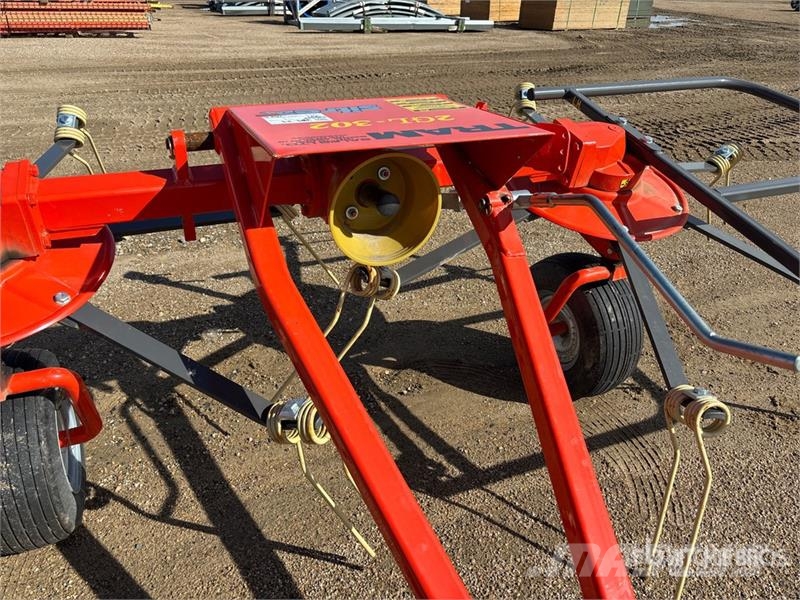Tram 2GL-302 120 in 2 Rotor Hay Tedder Rakes and tedders