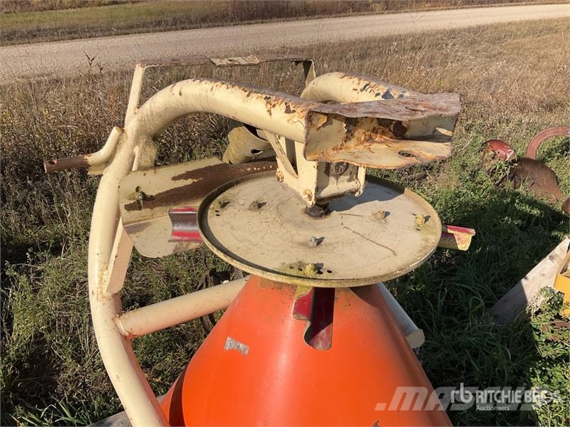 Tram 400 3-Point Hitch Spin Spreader Seeder Drills