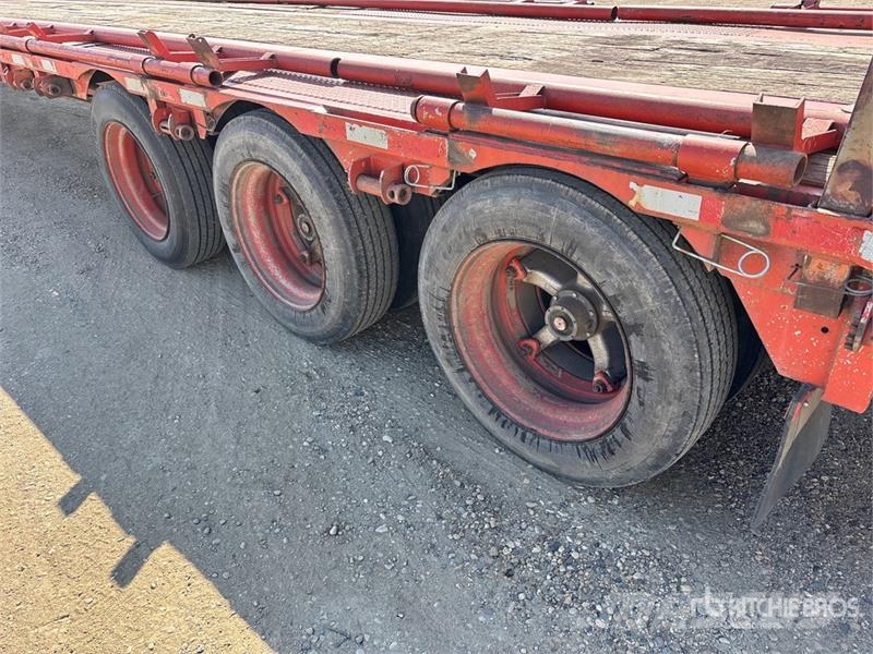 Transcraft 53 ft Tri/A Step Deck Trailer لوادر منخفضة