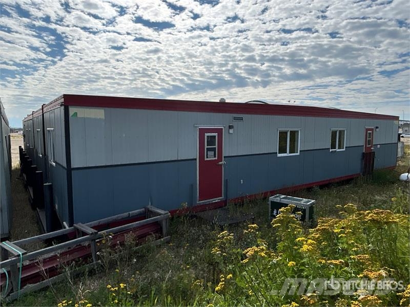 Travco 5 Unit 60 ft x 12 ft 12 Person Skid-Mounted Bivalni kontejnerji
