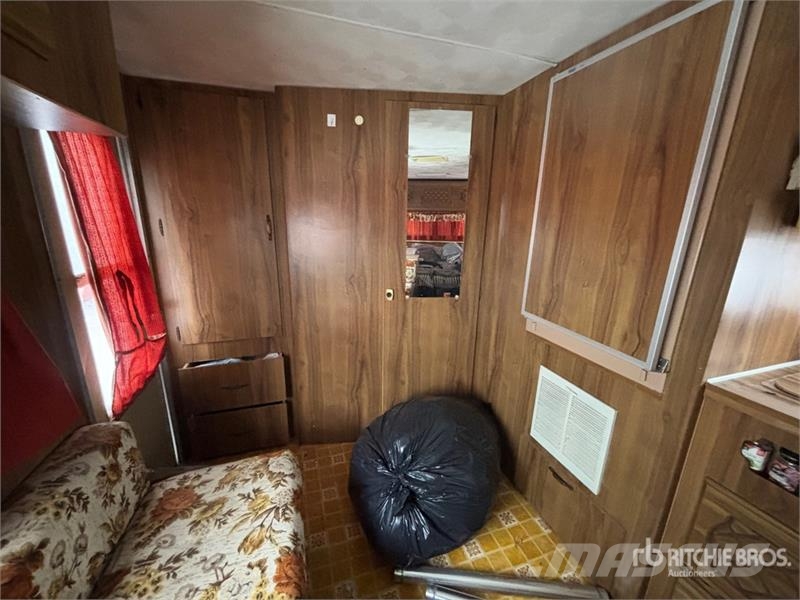  Travelaire 2350 23 ft T/A Travel Trailer 其他拖车