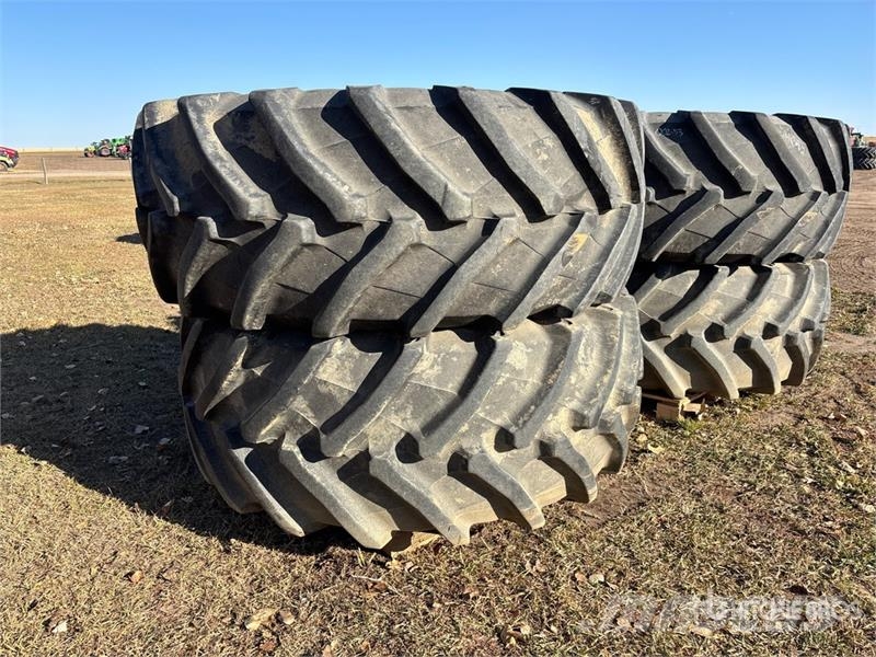Trelleborg TM800 710/70R38 Tires Gume, točkovi i felne