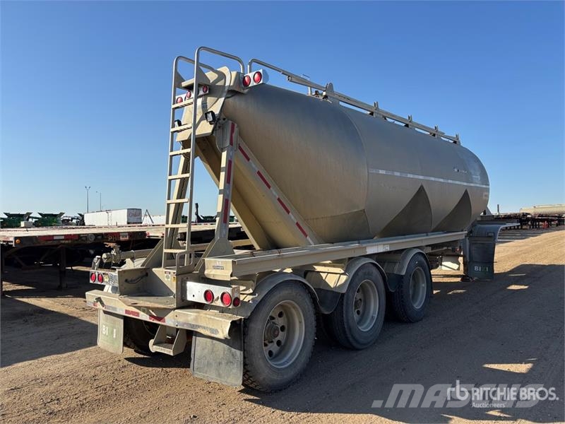 Tremcar 1200 cft Tri/A Pneumatic Bulk Trailer Andre anhængere