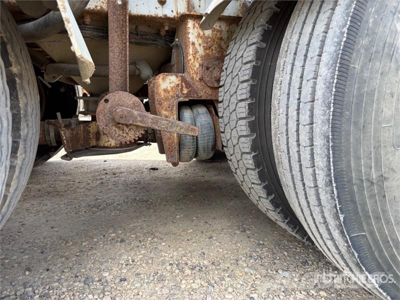 Tremcar 1200 cft Tri/A Pneumatic Bulk Trailer Andre hengere