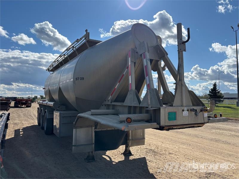 Tremcar 1200 cft Tri/A Pneumatic Bulk Trailer 其他拖车