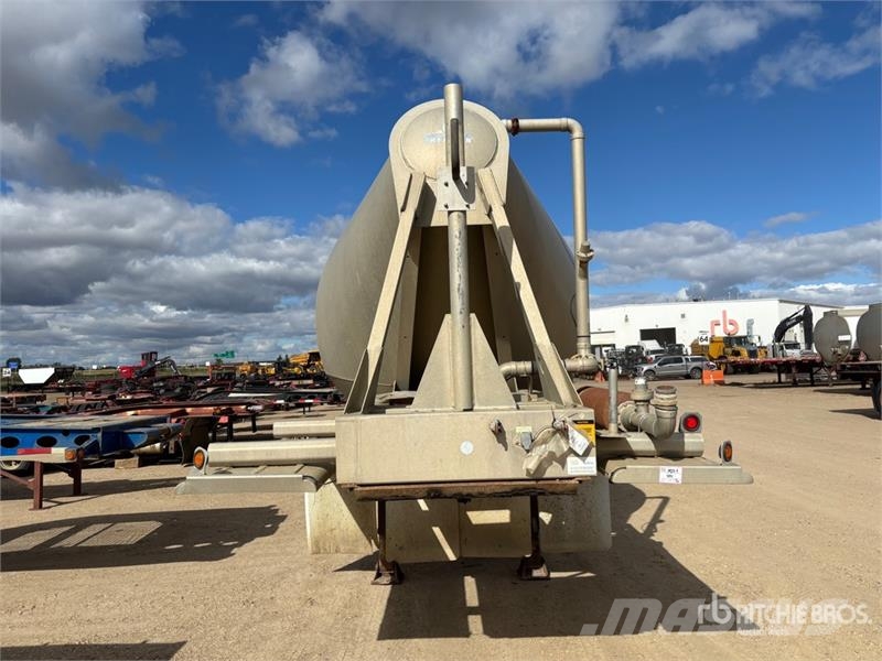 Tremcar 1200 cft Tri/A Pneumatic Bulk Trailer Andre hengere