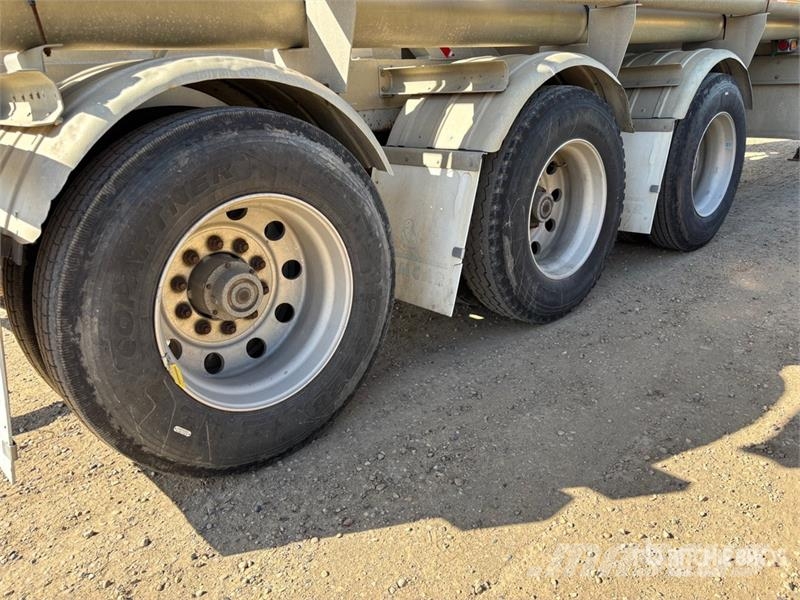 Tremcar 1200 cft Tri/A Pneumatic Bulk Trailer 其他拖车